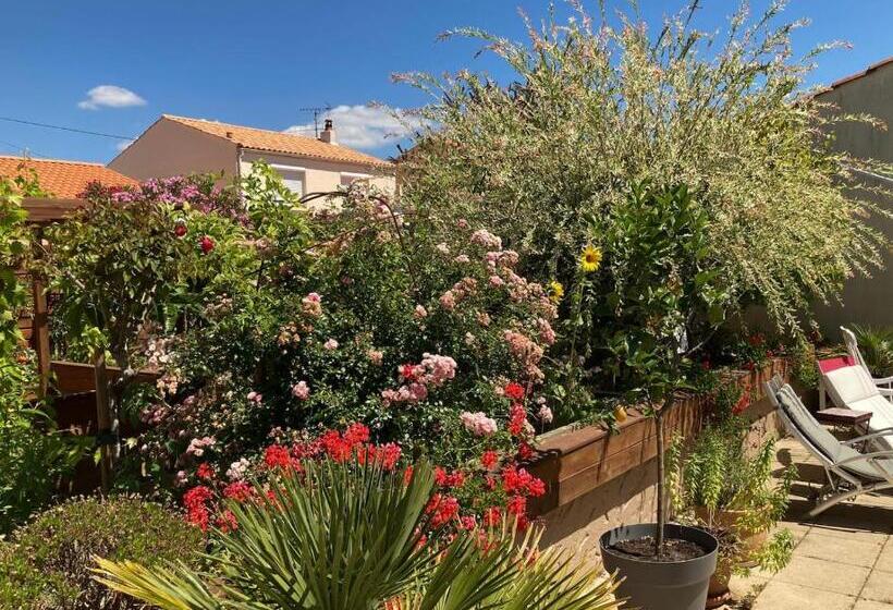 مبيت وإفطار Les Portes Du Soleil