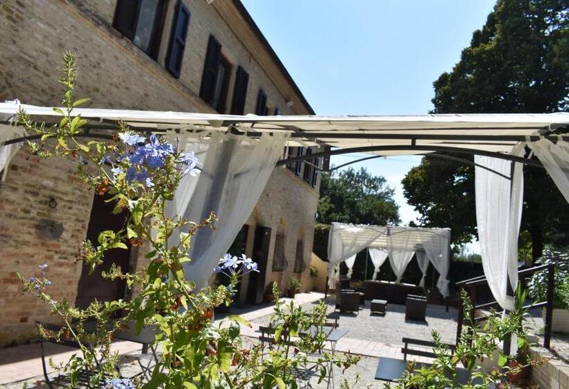 تختخواب و صبحانه Prima Dell Opera