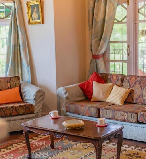 ベッドアンドブレックファースト Seclude Ramgarh Taradale