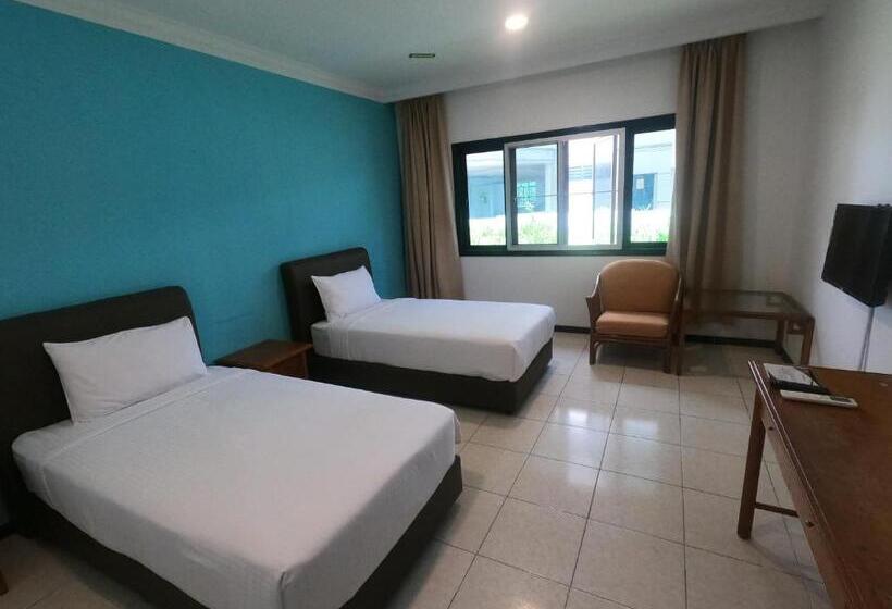 Bukit Beruntung Resort