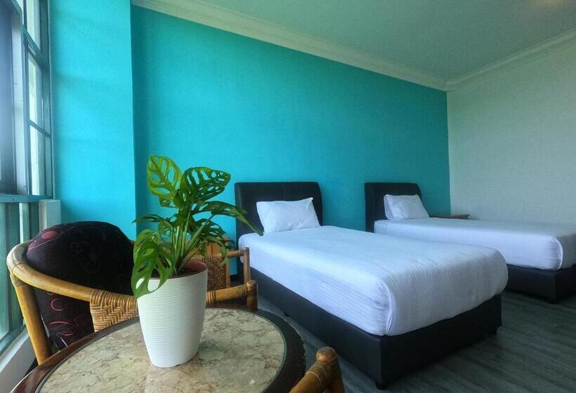 Bukit Beruntung Resort