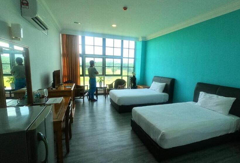 Bukit Beruntung Resort