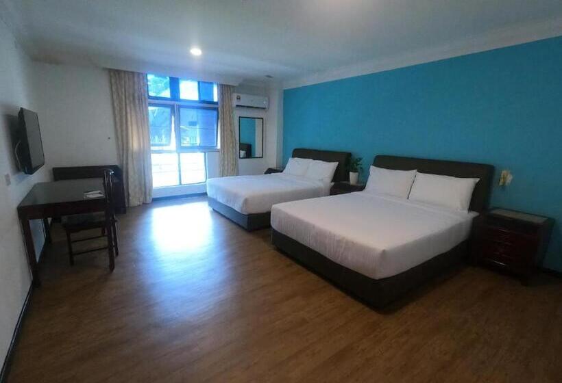 Bukit Beruntung Resort