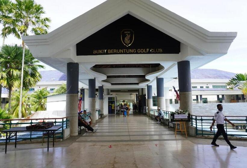 Bukit Beruntung Resort