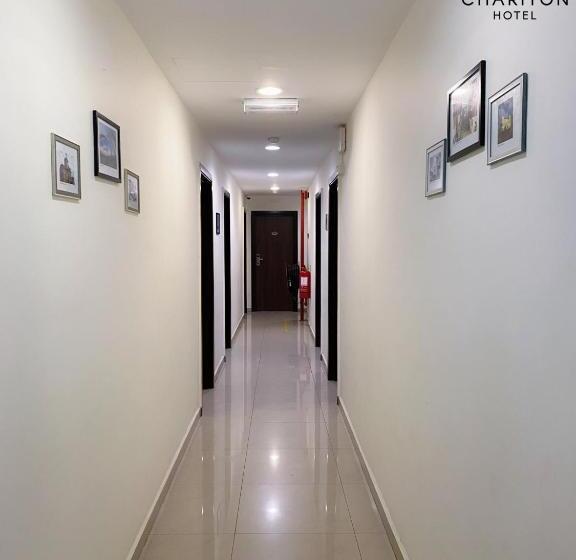 Chariton Hotel Skudai Kiri