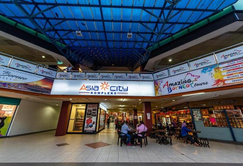 בית מלון כפרי Ac Residence   Behind Cititel