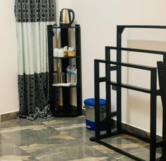 فندق Airport Colombo Pocket Paradise