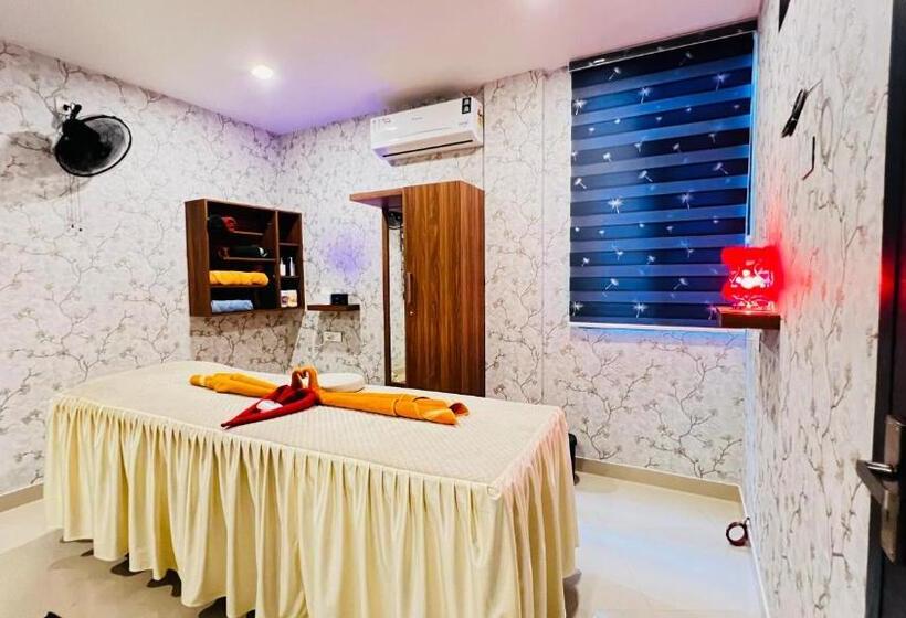 בית מלון כפרי Ayur Arogyam Rooms And Spa