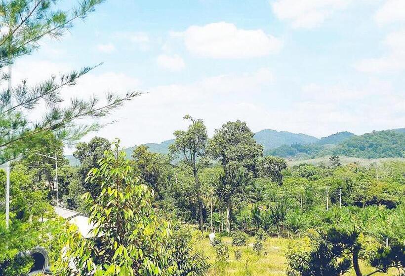Отель Durian Ecolodge