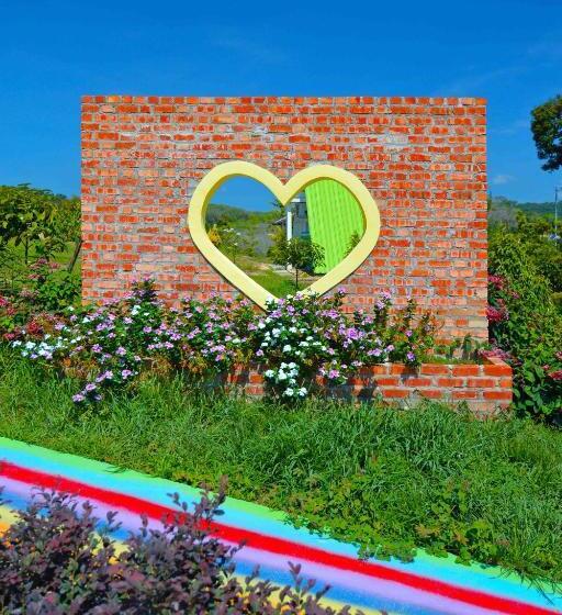 Отель Durian Ecolodge