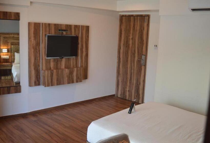 호텔 Godrej Avenue