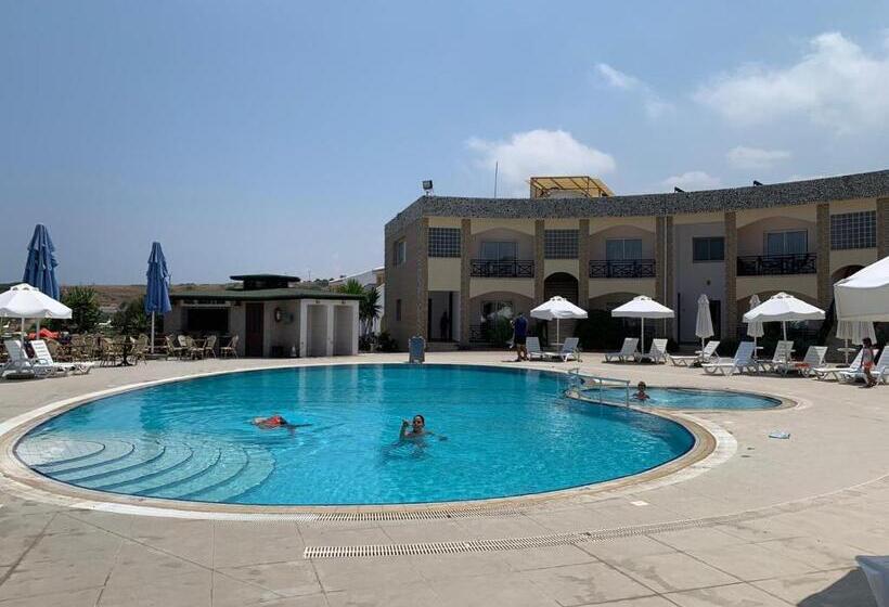 בית מלון כפרי Kaplica