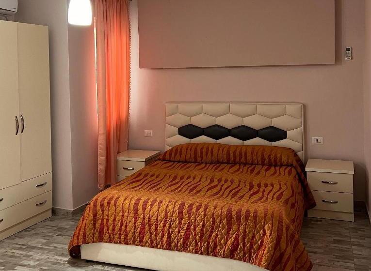 בית מלון כפרי Laguna E Kenalles