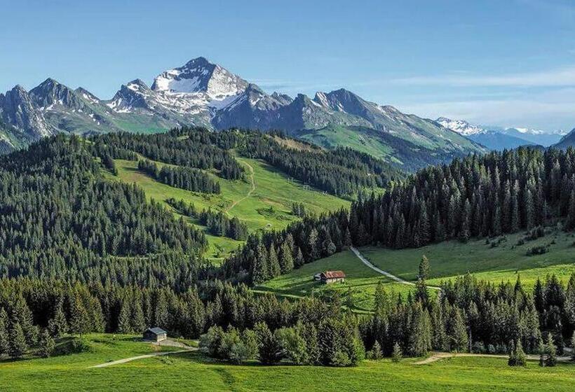 בית מלון כפרי Les Aravis