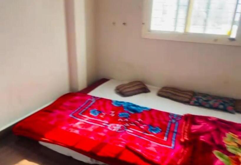 Отель Maa Narmada Palace