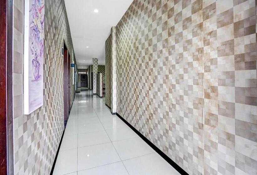 酒店 Oyo 90889 Dkb Residence