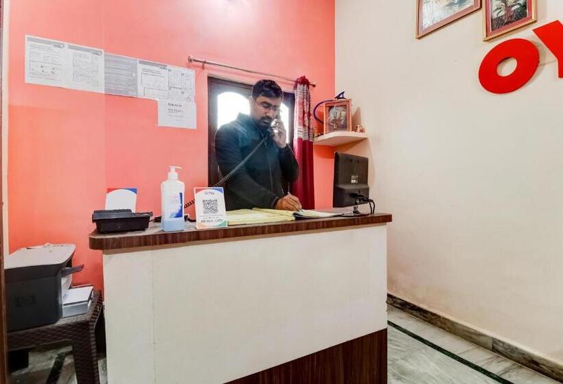 בית מלון כפרי Oyo Flagship Shree Laxmi Guest House