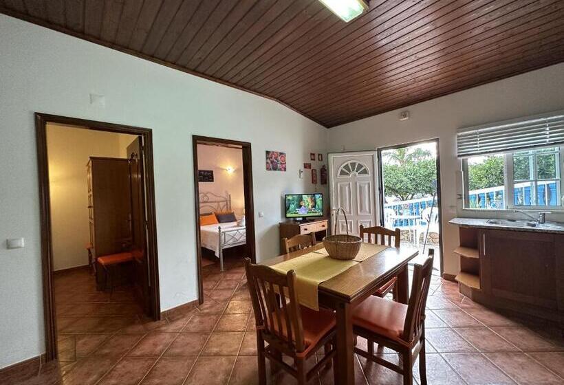 ホテル Quinta Jardim Das Palmeiras, T2 N 8 , Algoz