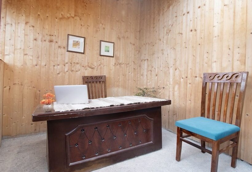 فندق Treebo Daak Bangla Retreat With Mountain View