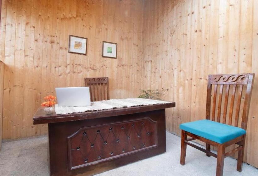 فندق Treebo Daak Bangla Retreat With Mountain View