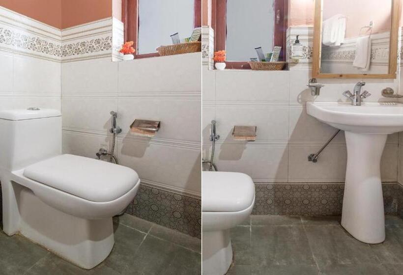 فندق Treebo Daak Bangla Retreat With Mountain View