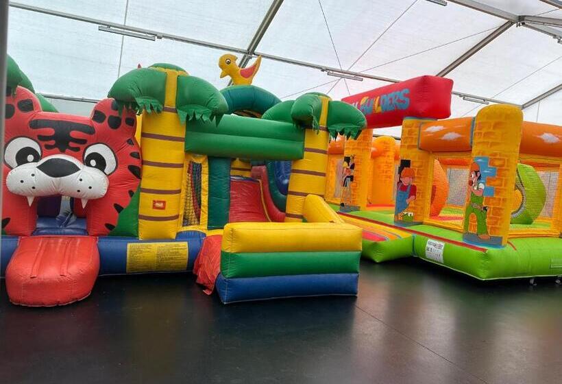 בית מלון כפרי Vanity