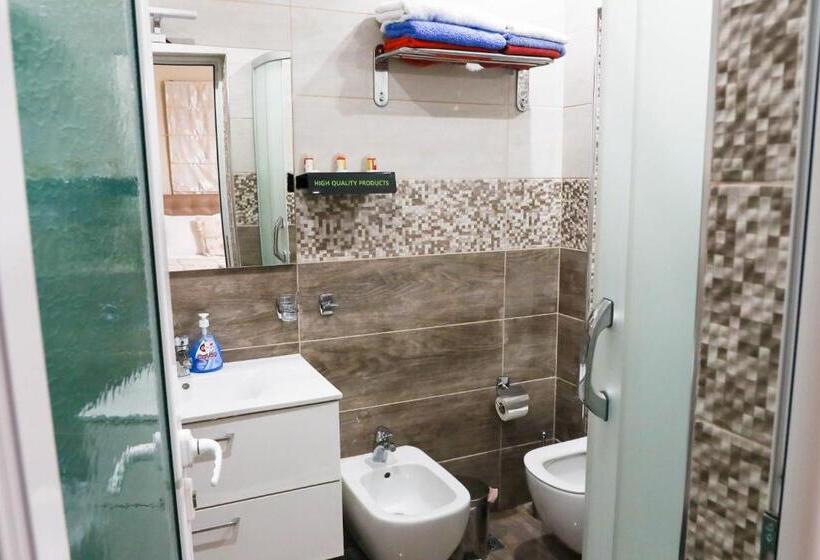 فندق Vila Leo Lux