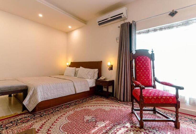 호텔 Vip House Peshawar