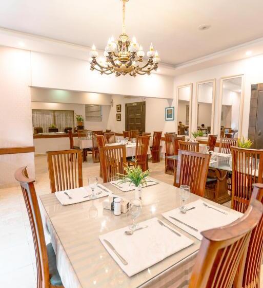 호텔 Vip House Peshawar