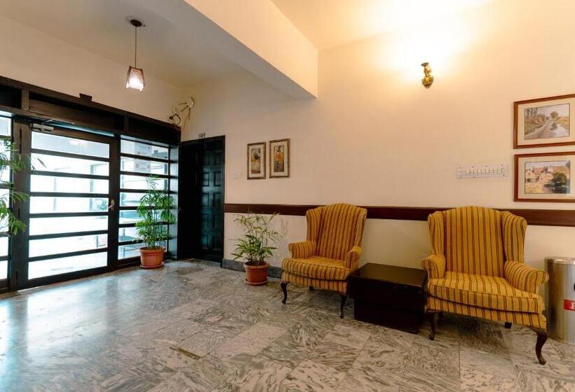 호텔 Vip House Peshawar