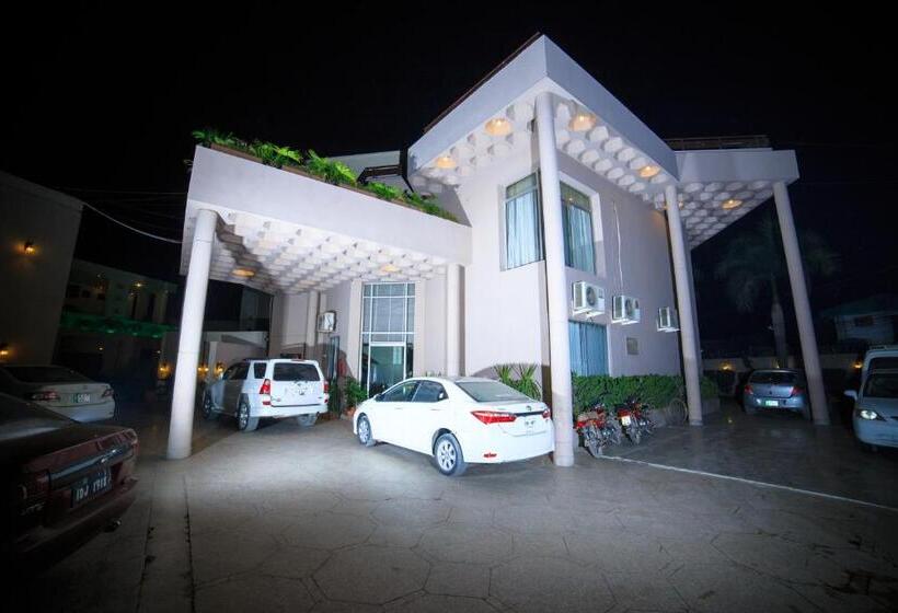 호텔 Vip House Peshawar