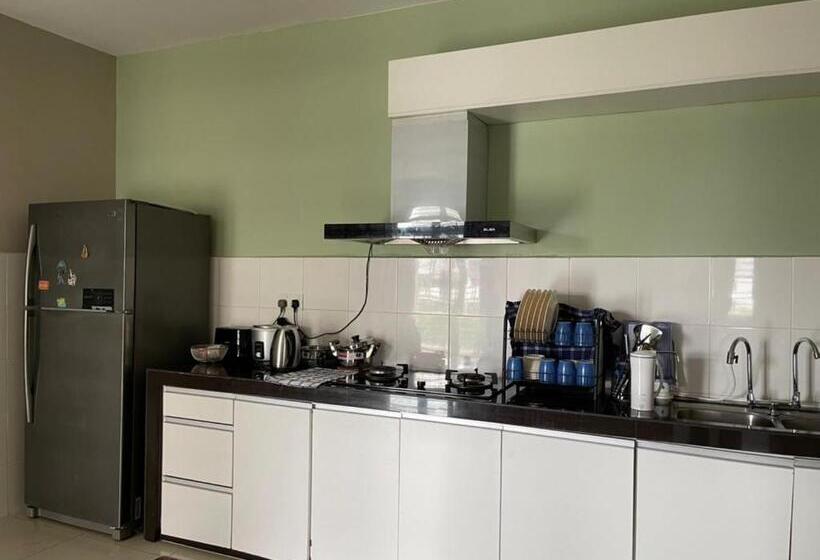 La 1 Homestay Putrajaya Dwiputra