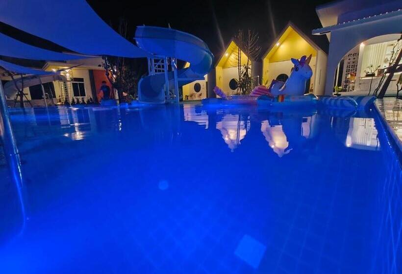 Pansiyon 189พรีเมียร์วิลล่าลำพูน