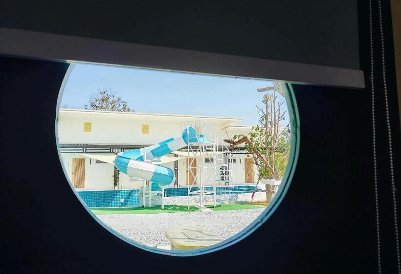 Pansiyon 189พรีเมียร์วิลล่าลำพูน