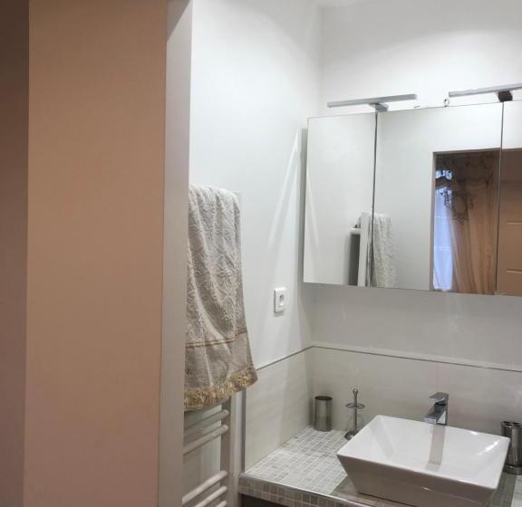 پانسیون Belle Chambre Privée Avec Douche Et Toilette Indépendantes Dans Une Magnifique Villa