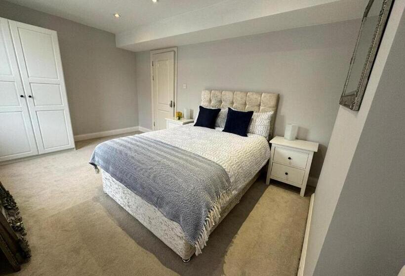 پانسیون Brentford Guest Rooms