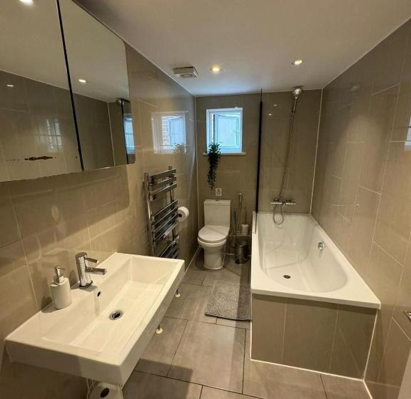 膳宿费 Brentford Guest Rooms