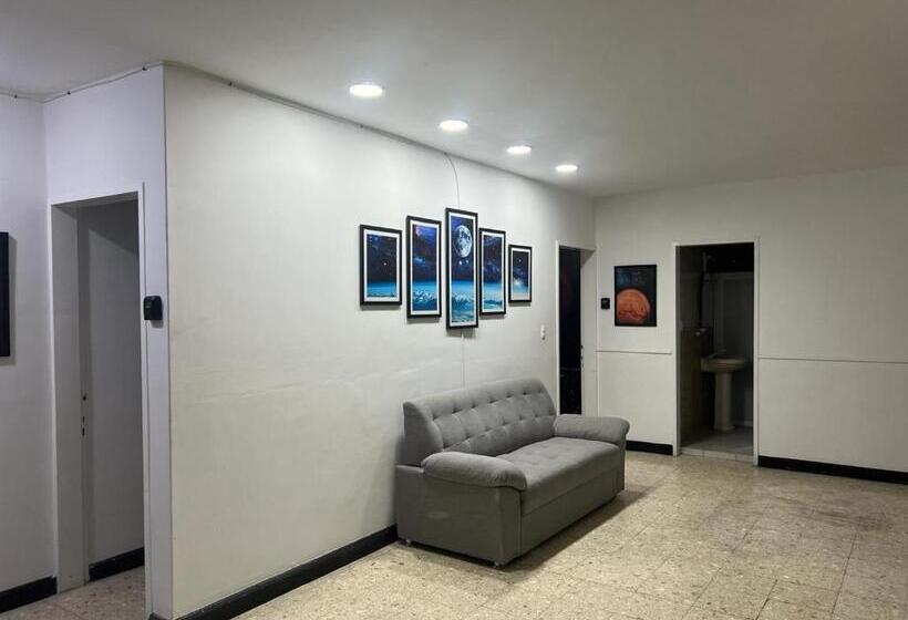 پانسیون Casa De Luna