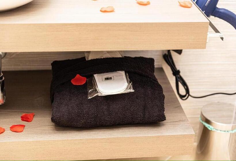 Пансион Chiaro Di Luna