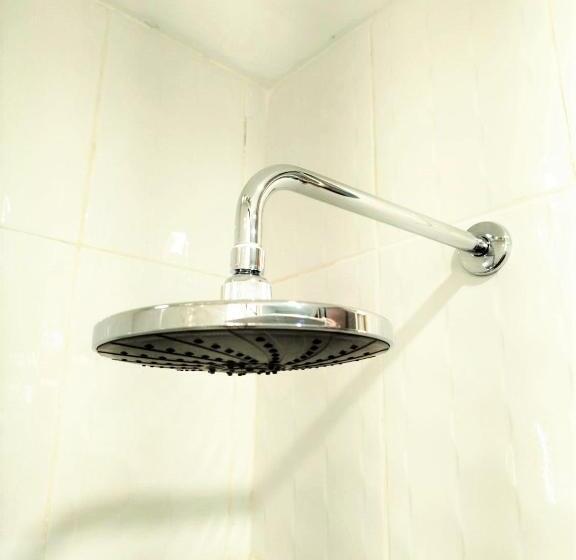 بنسيون Hermosa Habitación C/ Baño Privado   Huacachina
