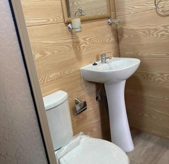 膳宿费 Hostal Enerugi