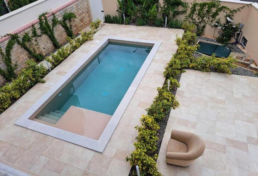 פנסיון Mare Fuori   Stanze Con Piscina