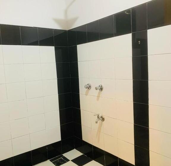 بنسيون Ella Gypsies Hostel