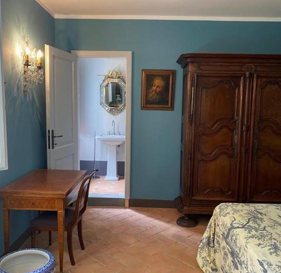 펜션 Villa Cosmiana Suites