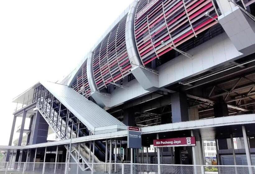 Puchong Skypod Residence @ Hostay