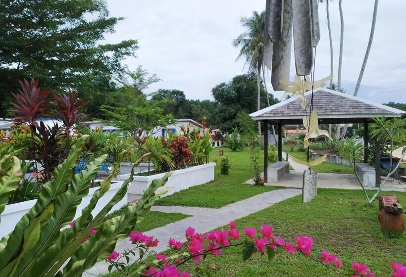 Rafflesia Resort