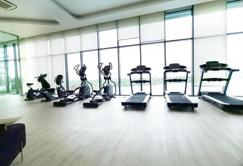 The M@macrolink By Home Owner