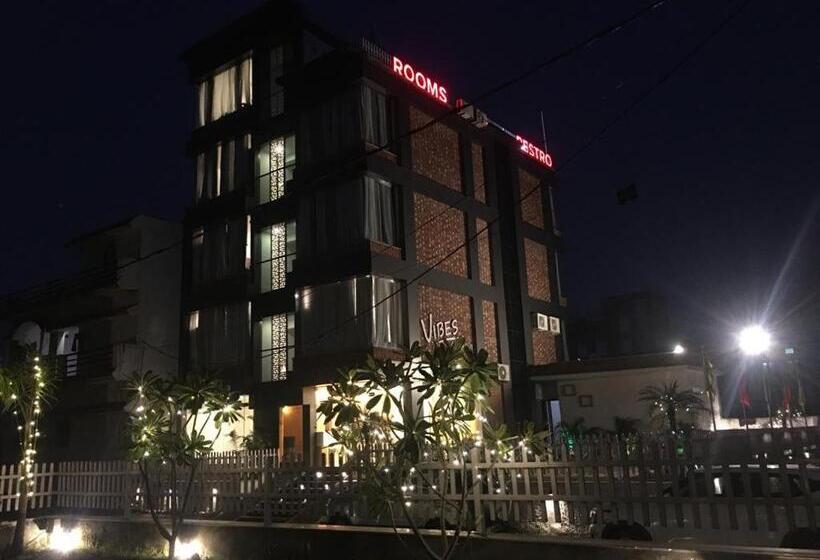 Vibes Selaqui Hotel Dehradun