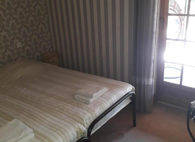 住宿加早餐  Chambre D Hote Les Touilles