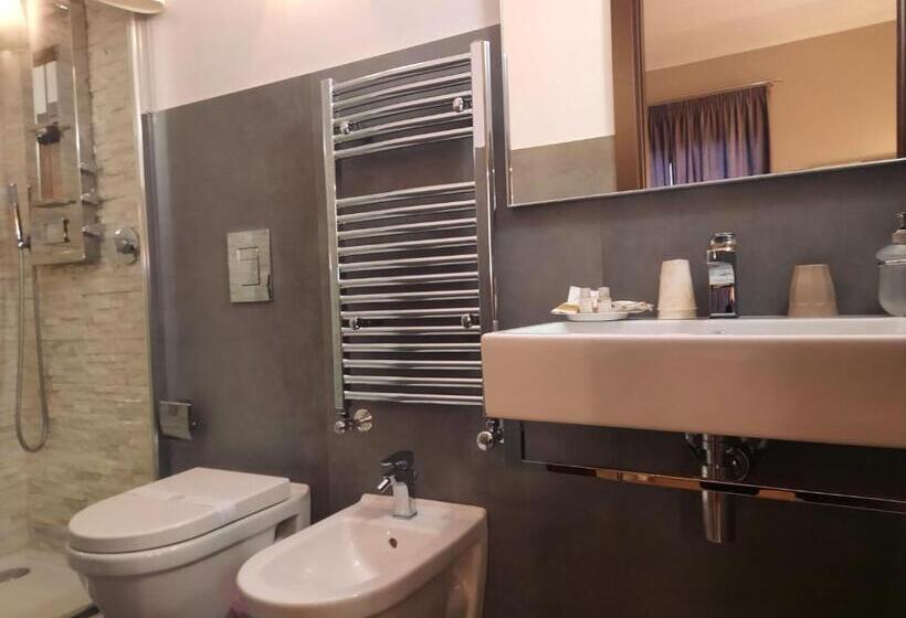 住宿加早餐  Giuchi Bed E Breakfast